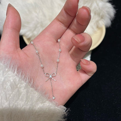 Bella Bow Necklace