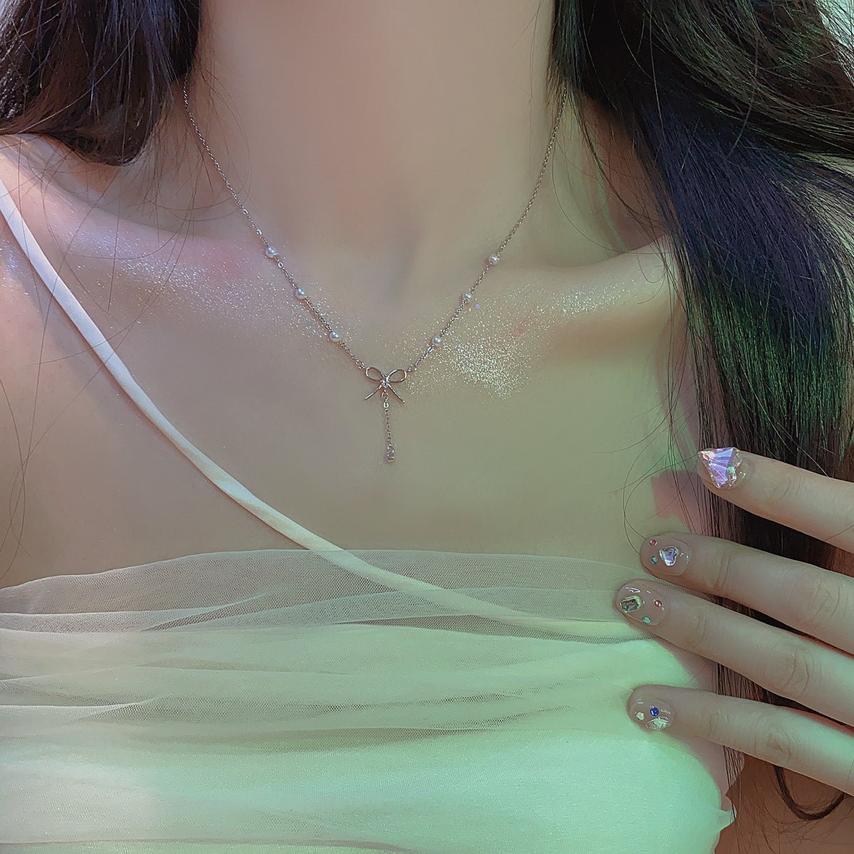 Bella Bow Necklace