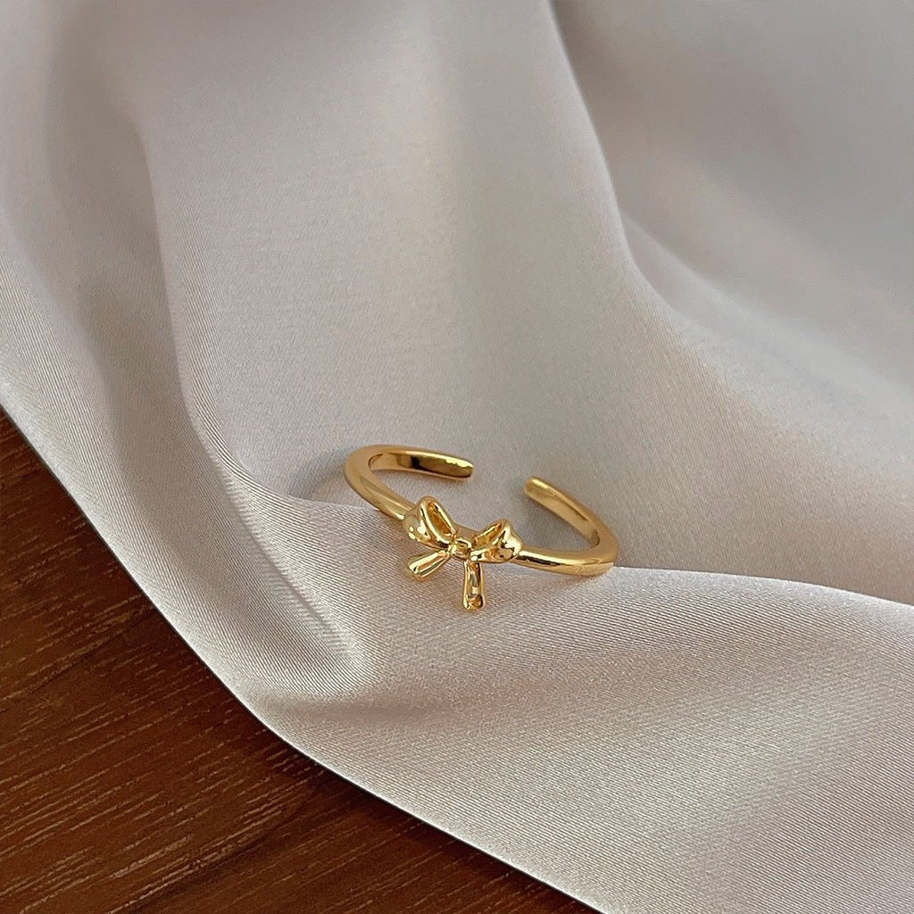 Lilou Bow Ring