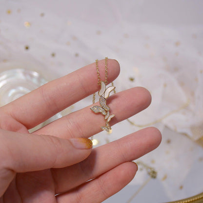 [] Ria Butterfly Necklace