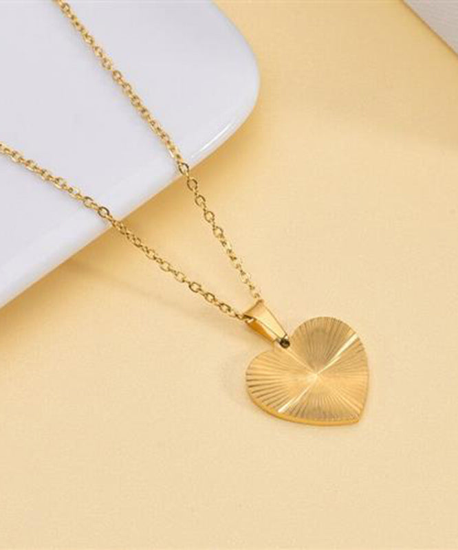Gold Metal Alloy Wrinkled Love Pendant Necklace