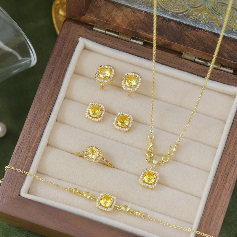 Citrine Halo Du Soleil Necklace