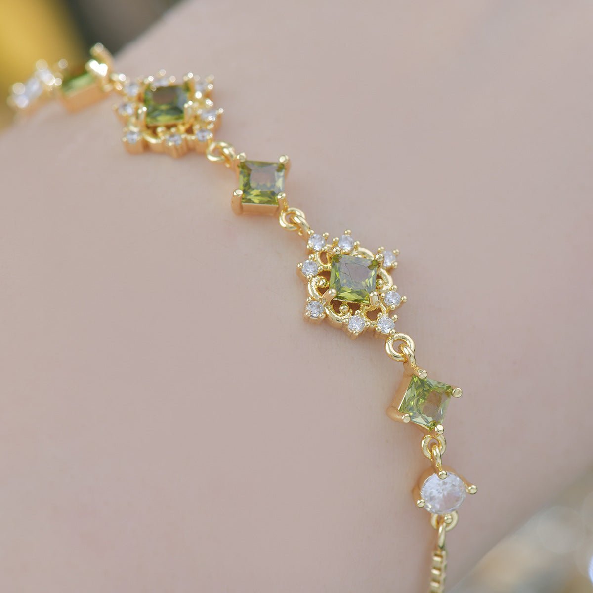 Daphne Bracelet in Green
