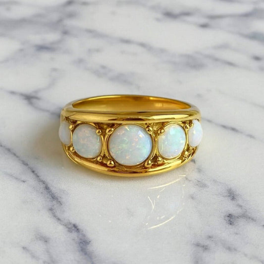 "josie" 18k Opal Ring