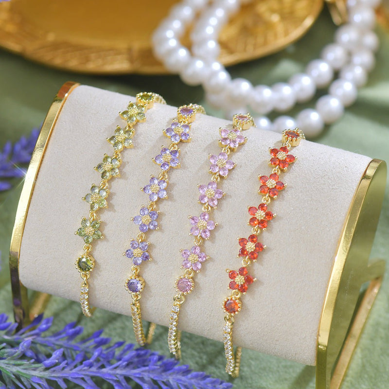 Elaria Bracelet in Red