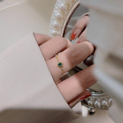 Diana Emerald Ring