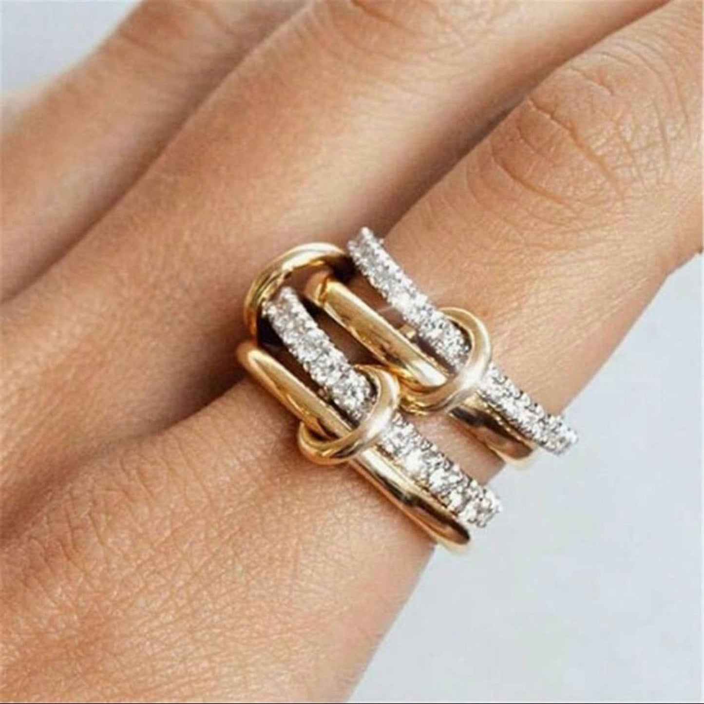 “amari” 18k Ring Stack (sizeup)