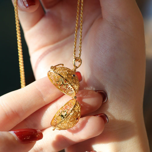 [] Flower Ball Locket Necklace
