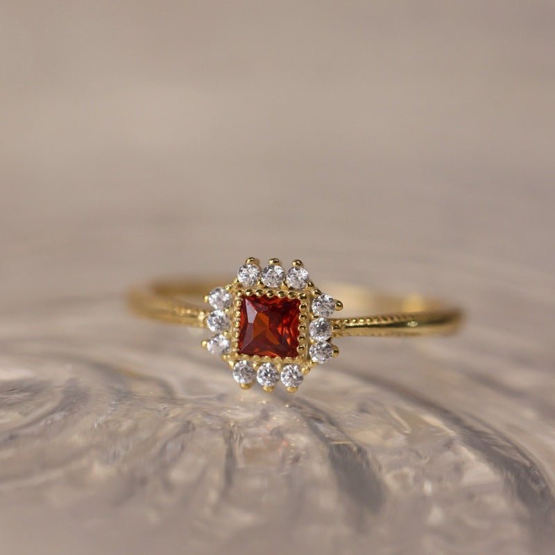 [sample ] Garnet Emberstone Ring