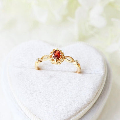 [sample ] Garnet Fleur Ring