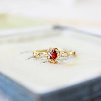 [sample ] Garnet Fleur Ring