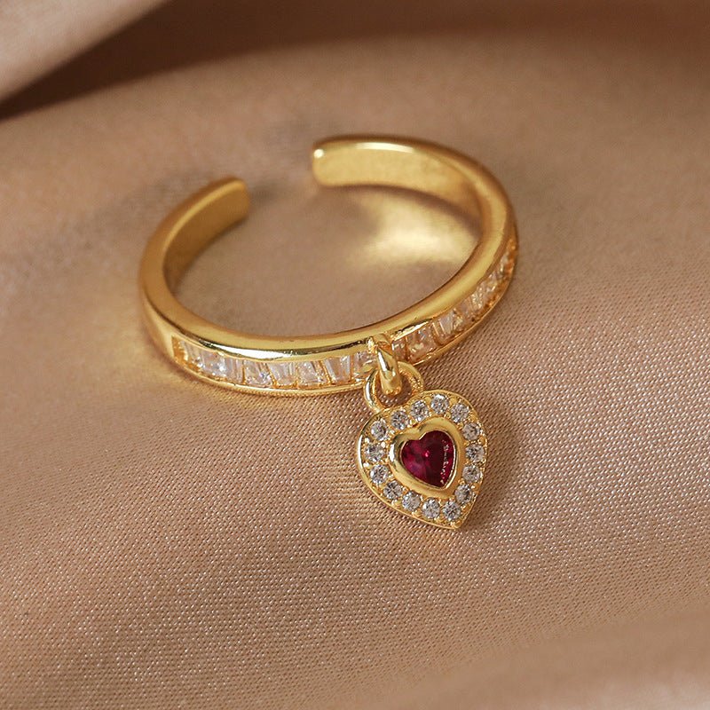 [] Ruby Heart Ring in Gold