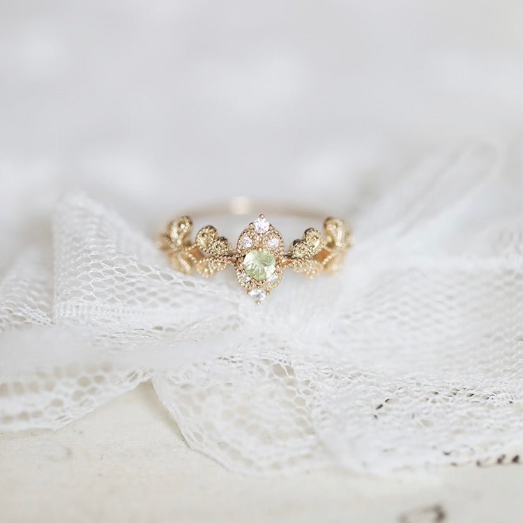 Golden Laurel Ring
