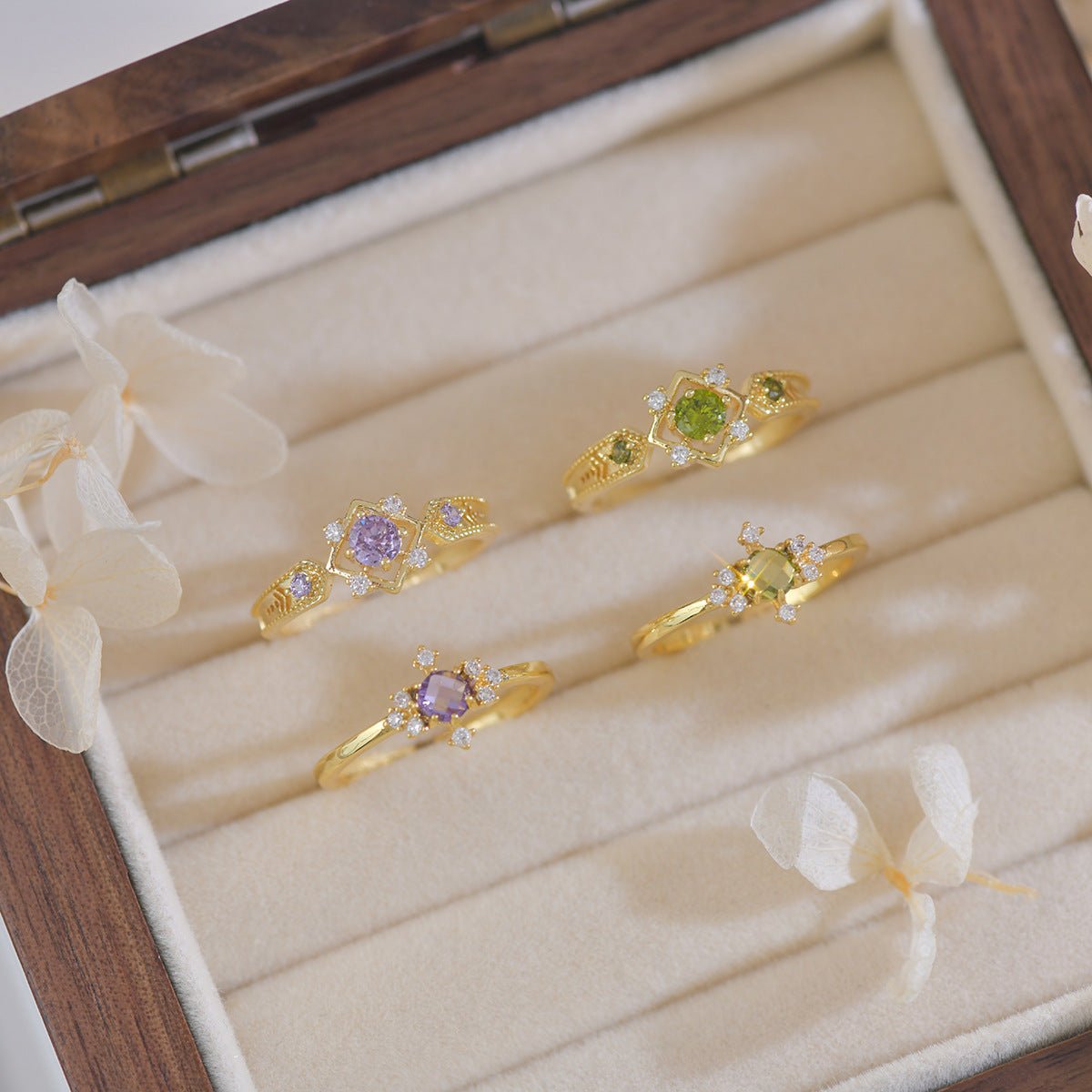 Peridot Baroque Ring Set