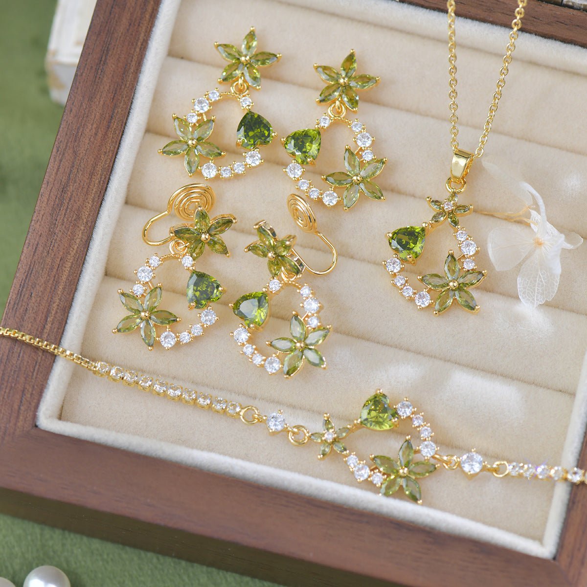 Heart of Spring Necklace