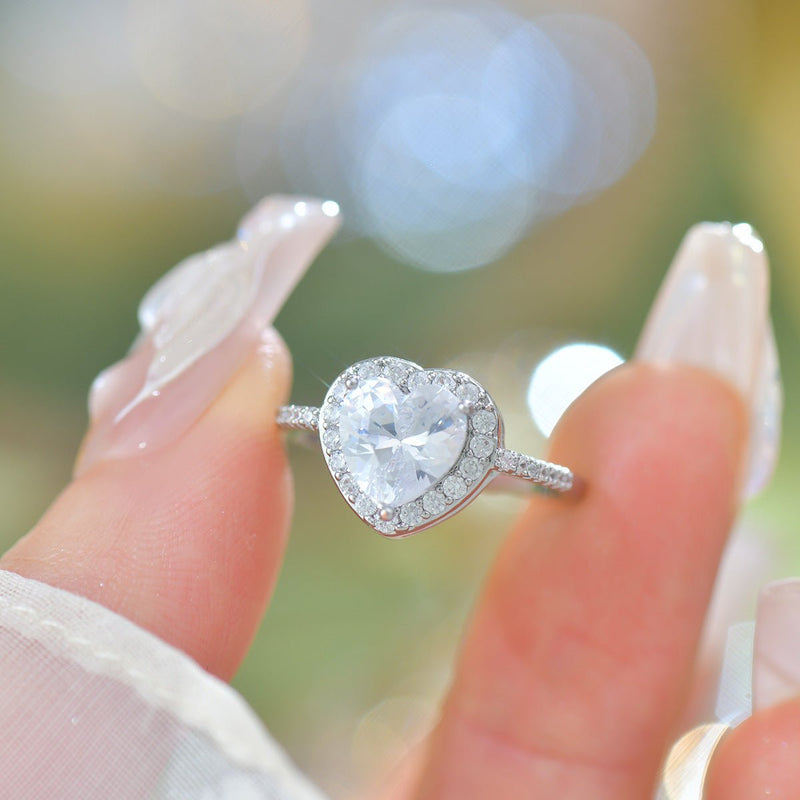 Heart of Versailles Ring