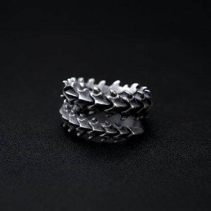 Spinebreaker Ring