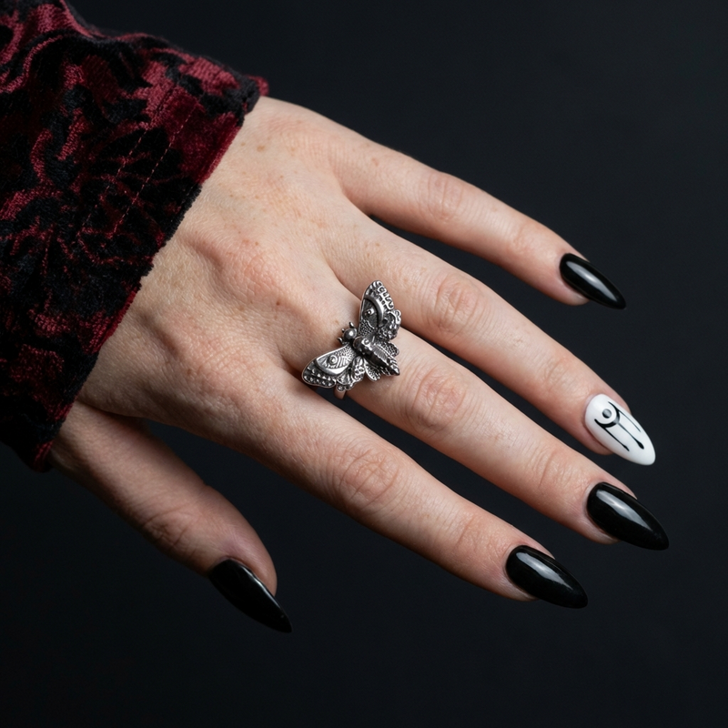 Duskwing Ring