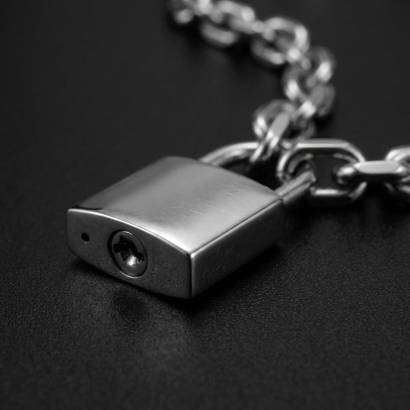 Heavy Lock Necklace