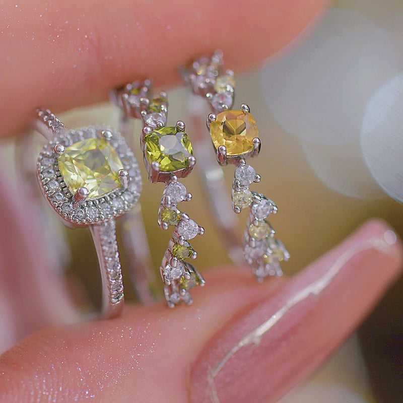 Clara Peridot Ring