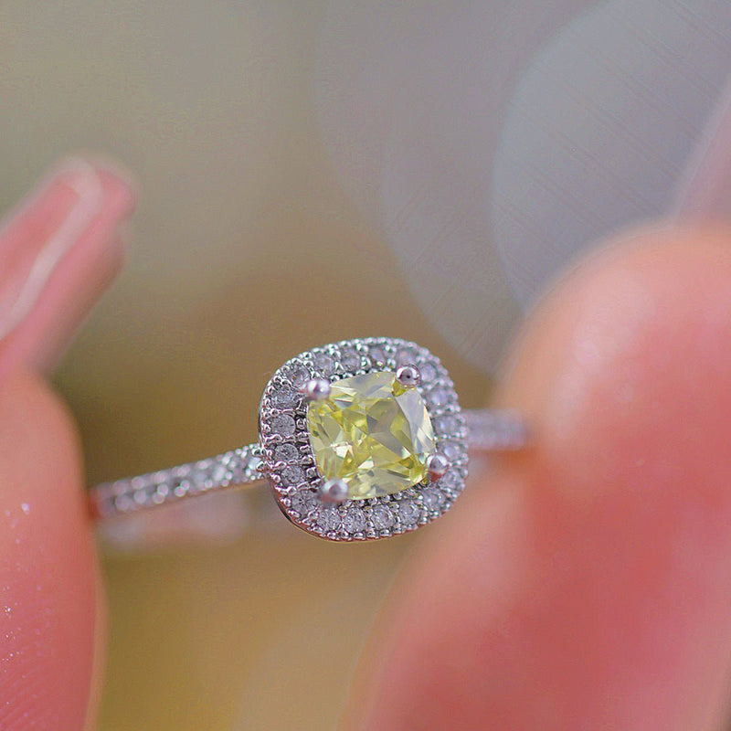 Clara Peridot Ring