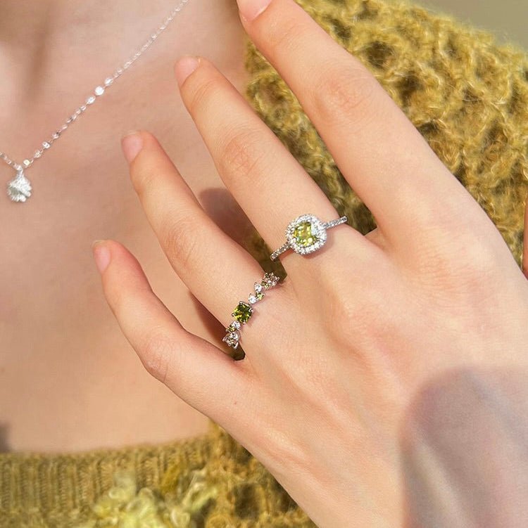 Clara Peridot Ring