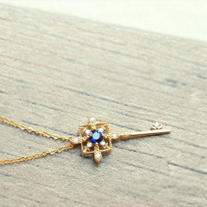 [] Key Pendant Necklace
