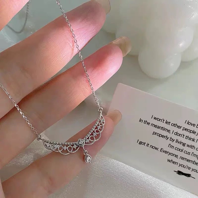 Lace Teardrop Necklace
