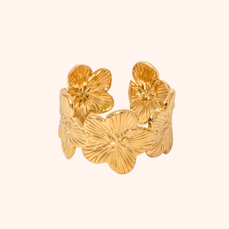 Cydney White Adjustable Rings Set