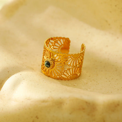 Cailee Gold Cutout Stone Ring