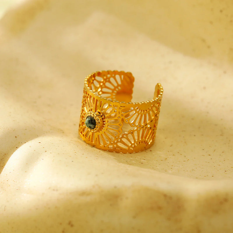 Cailee Gold Cutout Stone Ring