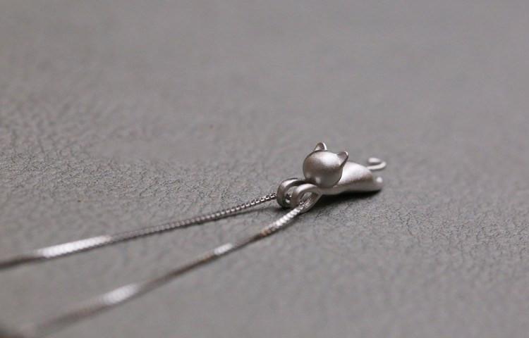 Hanging Cat Silver Necklace