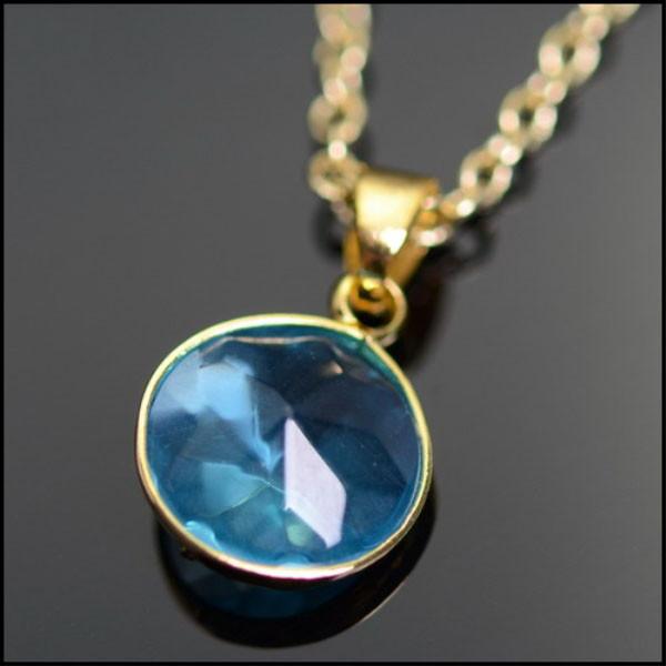 Round Gems Pendant Necklace