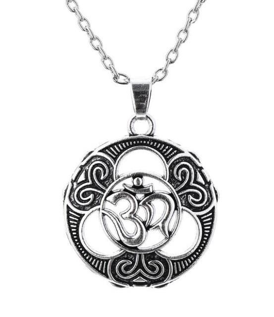 Style Om Necklace