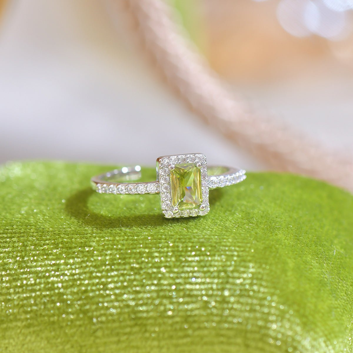 Edith Peridot Ring