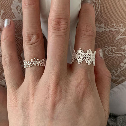 [] Petite Bead Chain Ring