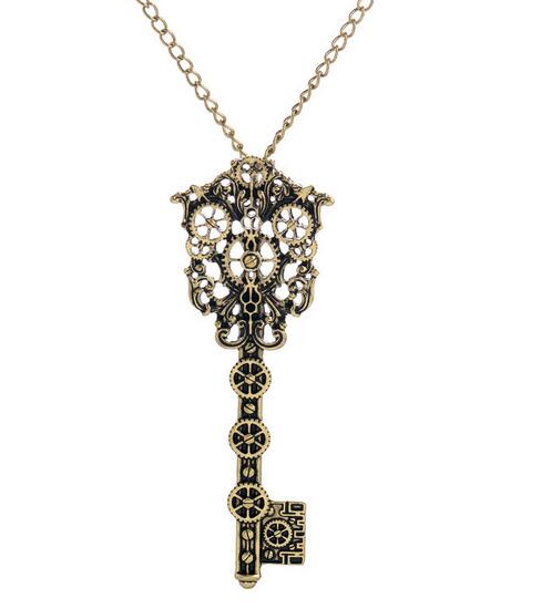 Style Steampunk Key Necklace