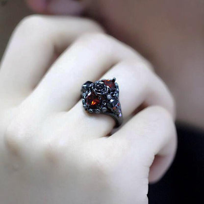 Gothic Beauty Rose Ring