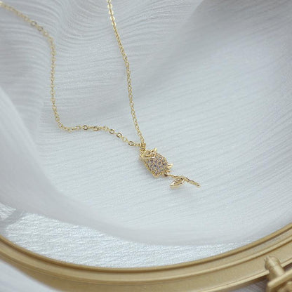 [] Rose Necklace