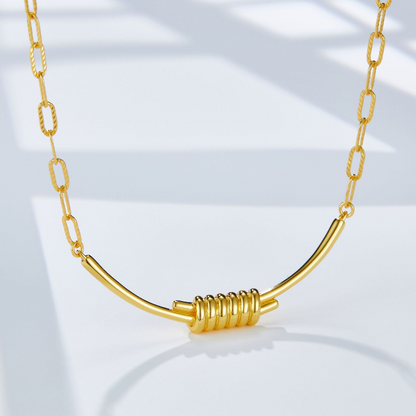 Light Simple Knotted Necklace