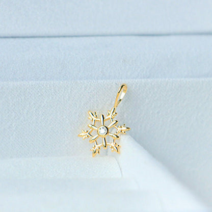Joan Snowflake Necklace