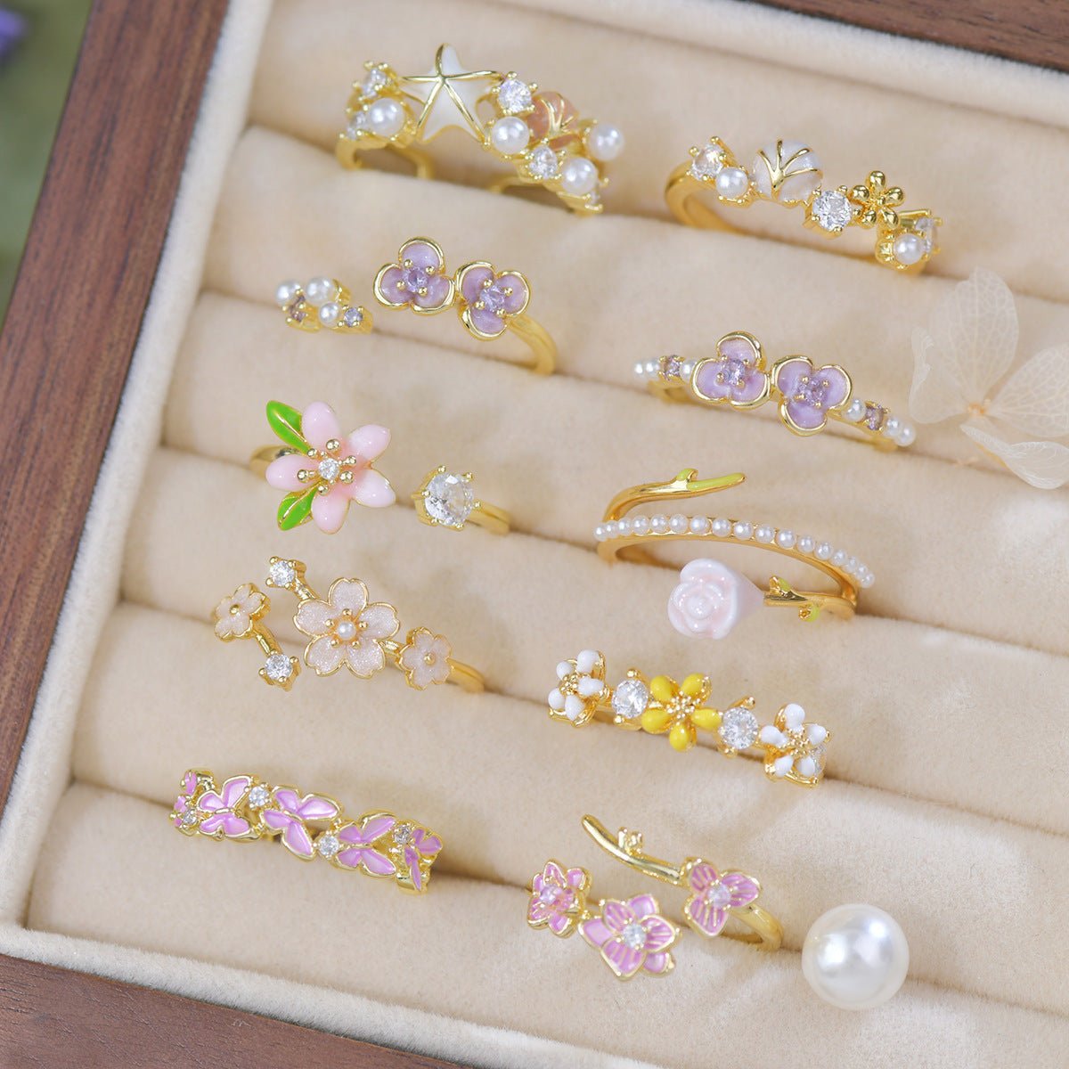 Sunshine Daisy Ring
