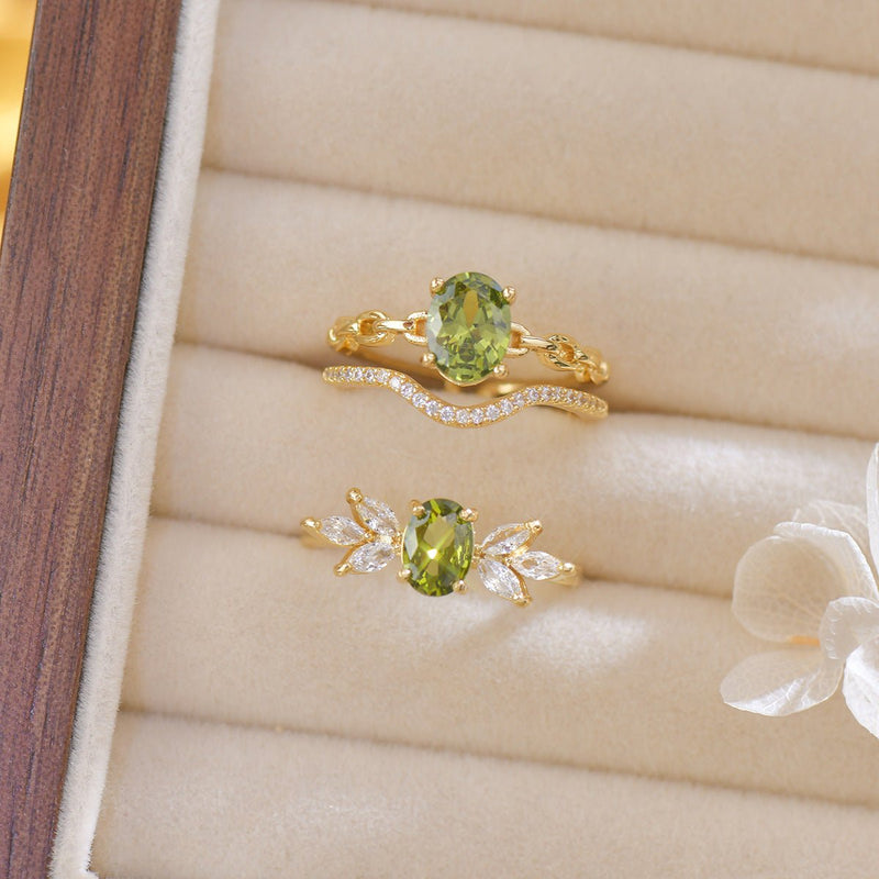 Vera Peridot Ring