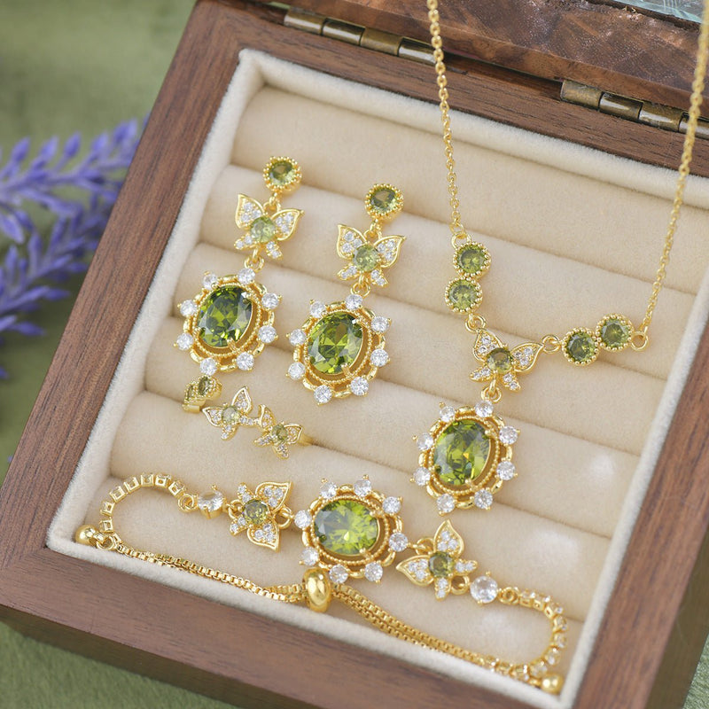 Verdant Flutter Necklace