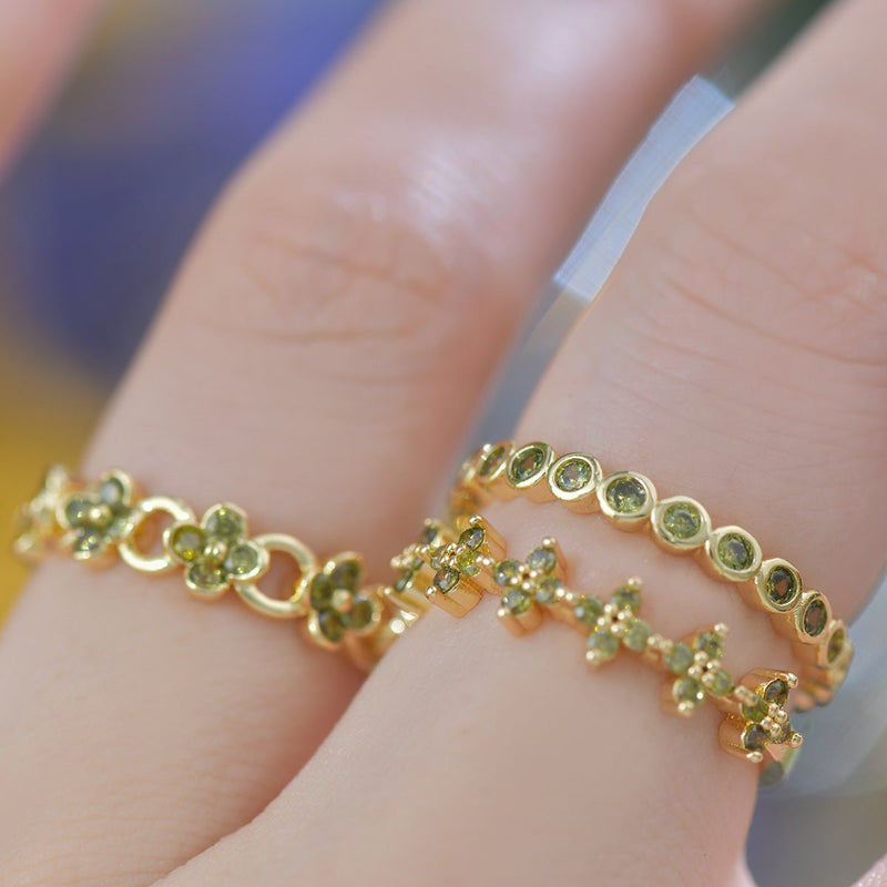 Verde Blossom Band Ring