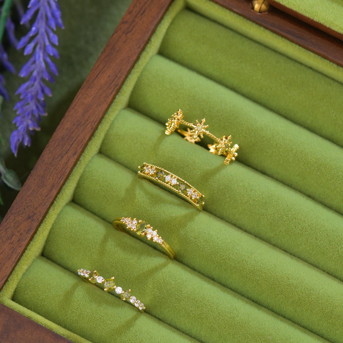 Verte Stardust Ring