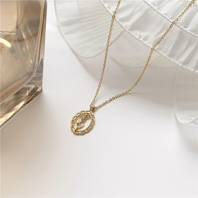 Tulip Necklace