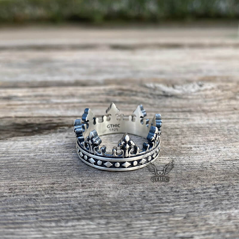 Crown Design Sterling Silver Ring