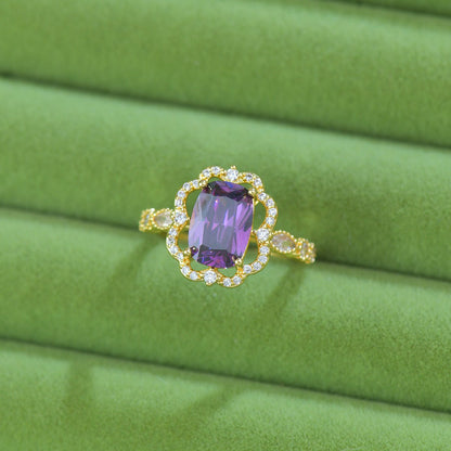 Violet Fleur Royale Ring