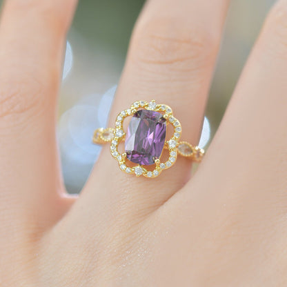 Violet Fleur Royale Ring